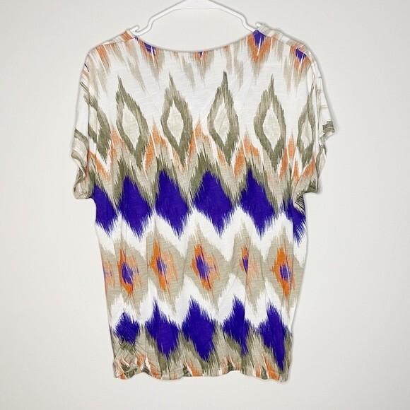 Chicos Aztec Ruched Sides Stretch Boho Soft Blouse Shirt Size 2 (L) - Picture 3 of 9